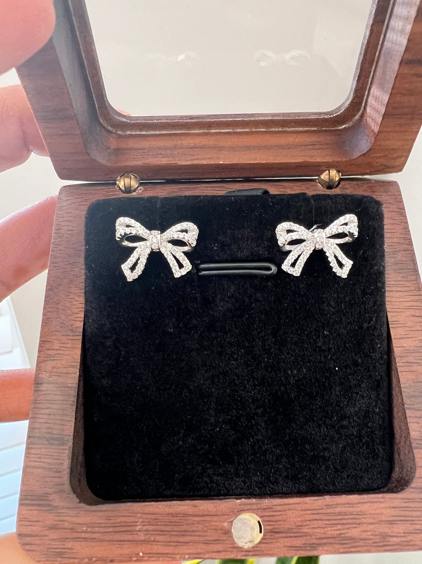 Bow Earring Studs