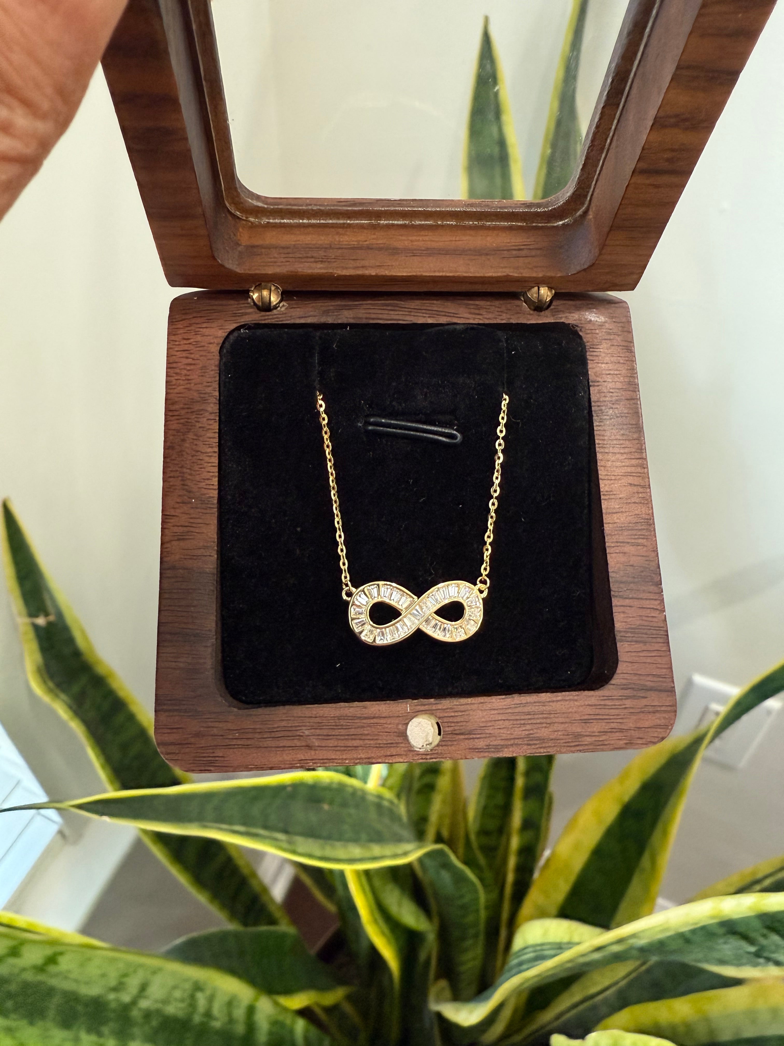 Infinity Pendant in 18K Gold Finish on pure 925 Silver