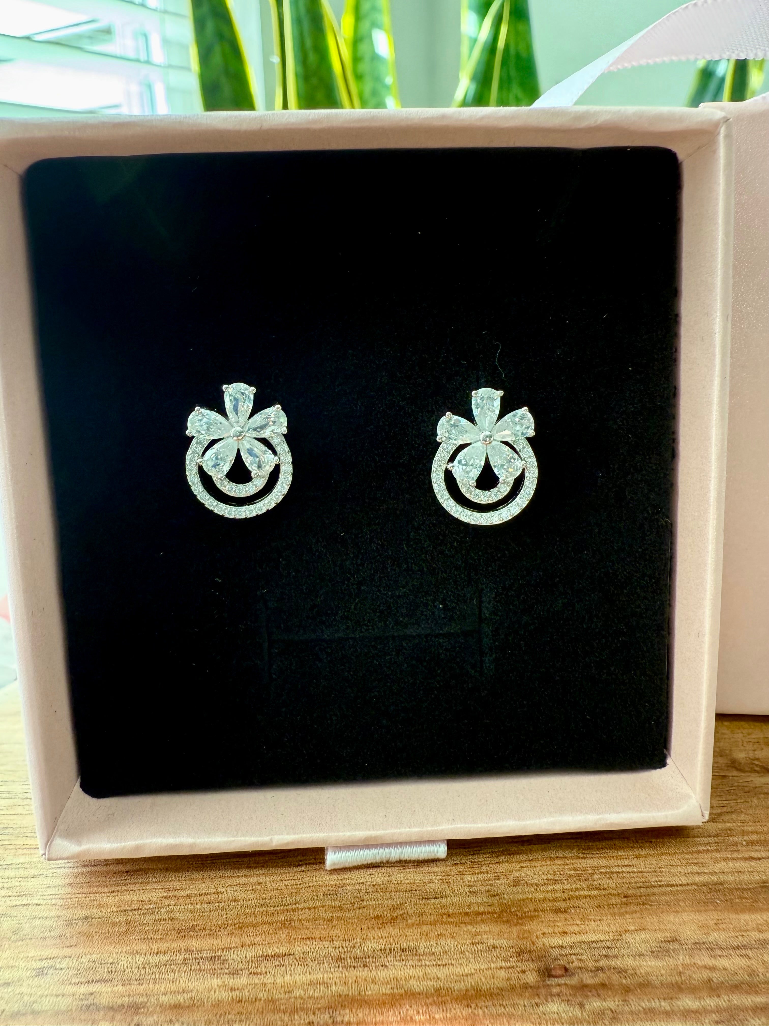 Elina Flower with Rings Earrings