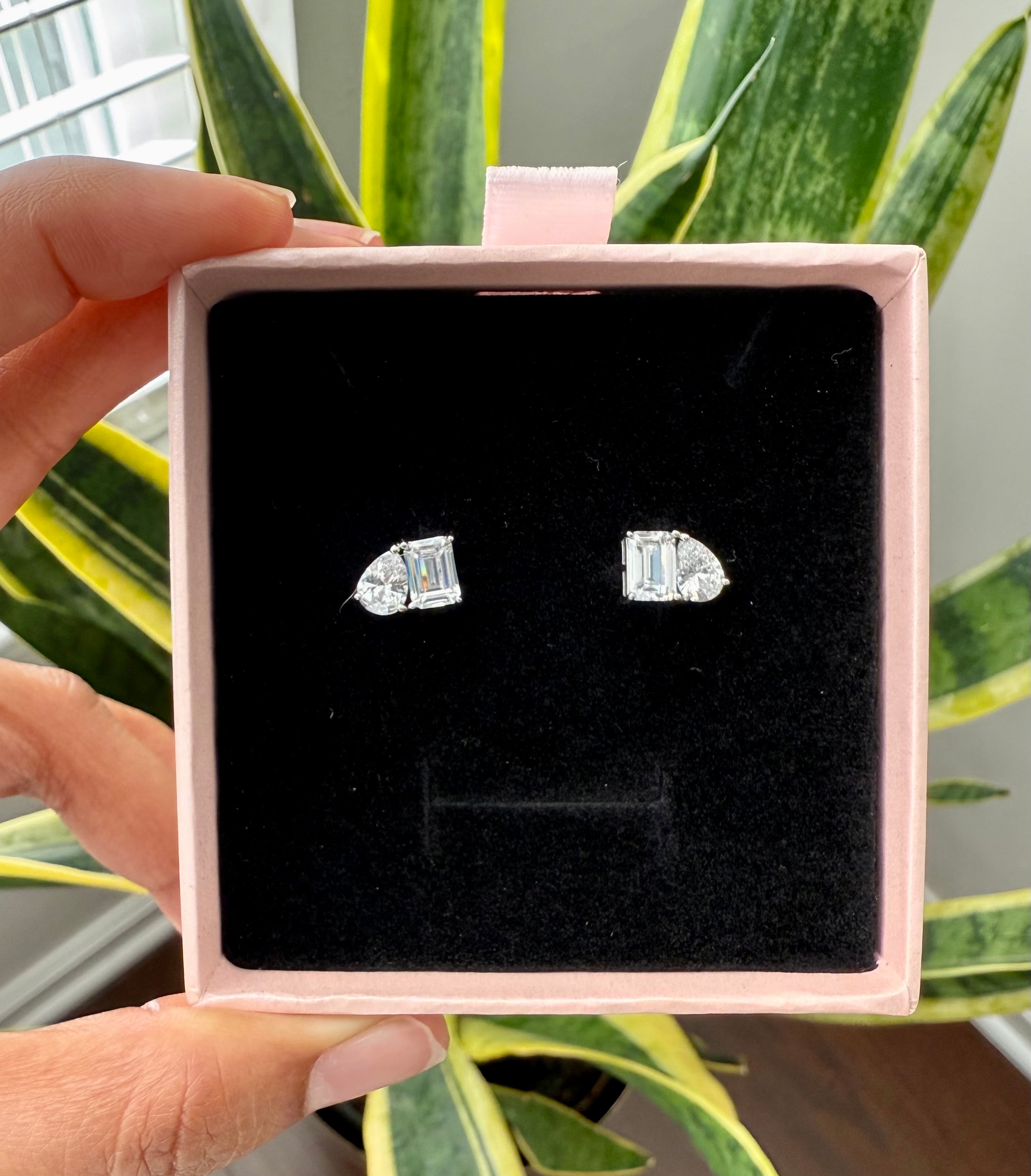 Avery Tot Et Moi Earrings on pure 925 silver