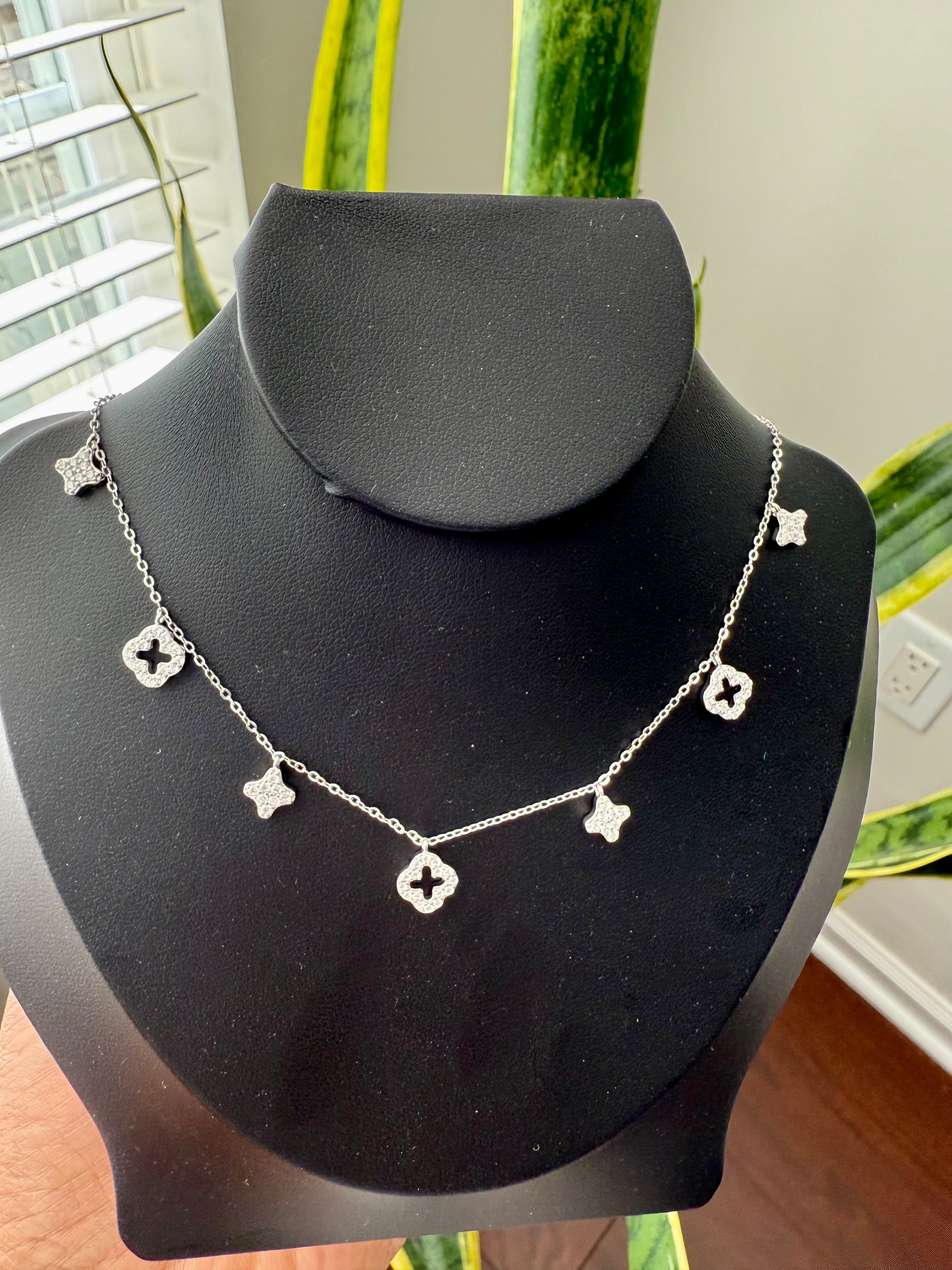 Taria 7 Cover Charms necklace