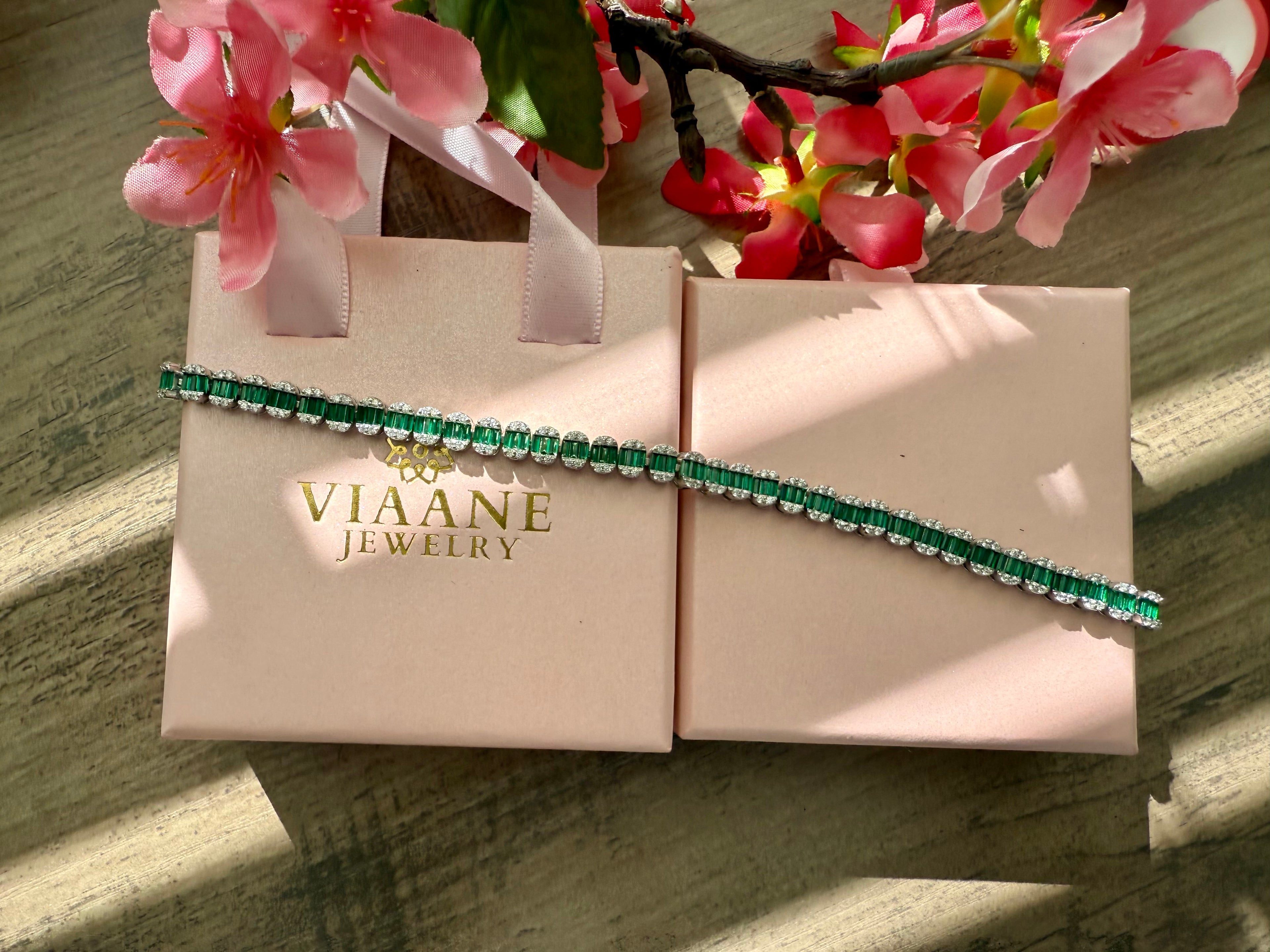 Saine Green Emerald and Diamond Bracelet on pure 925 Silver