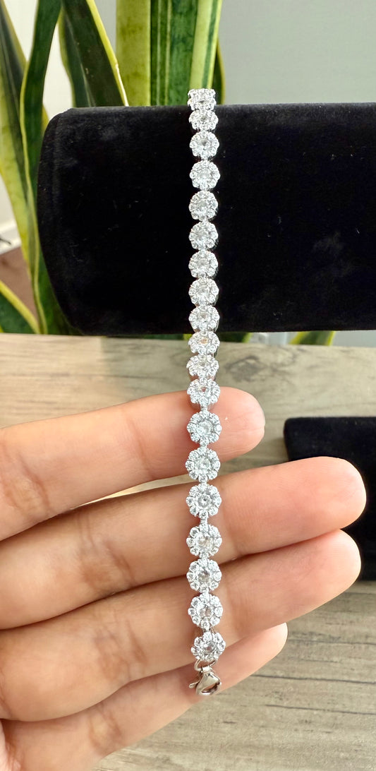 The Sovia Floral Pure 925 Silver Bracelet