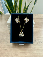 14K Gold Finish Intertwined Cluster Solitaire EIRA Pendant Set