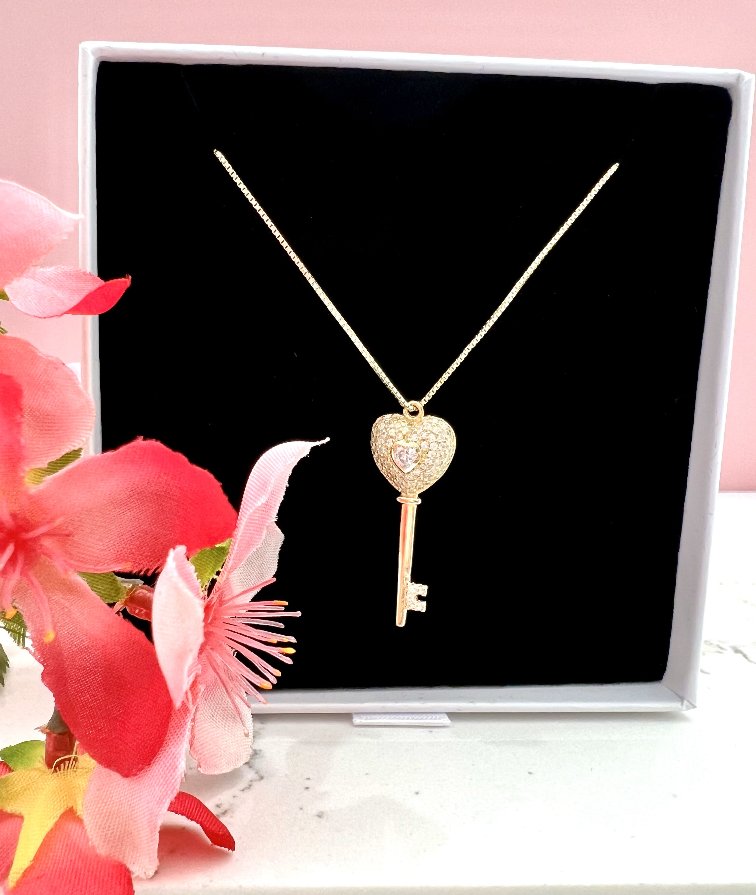 Gold Finish Big Diamond Studded Key to my Heart Pendant with Chain on pure 925 Silver