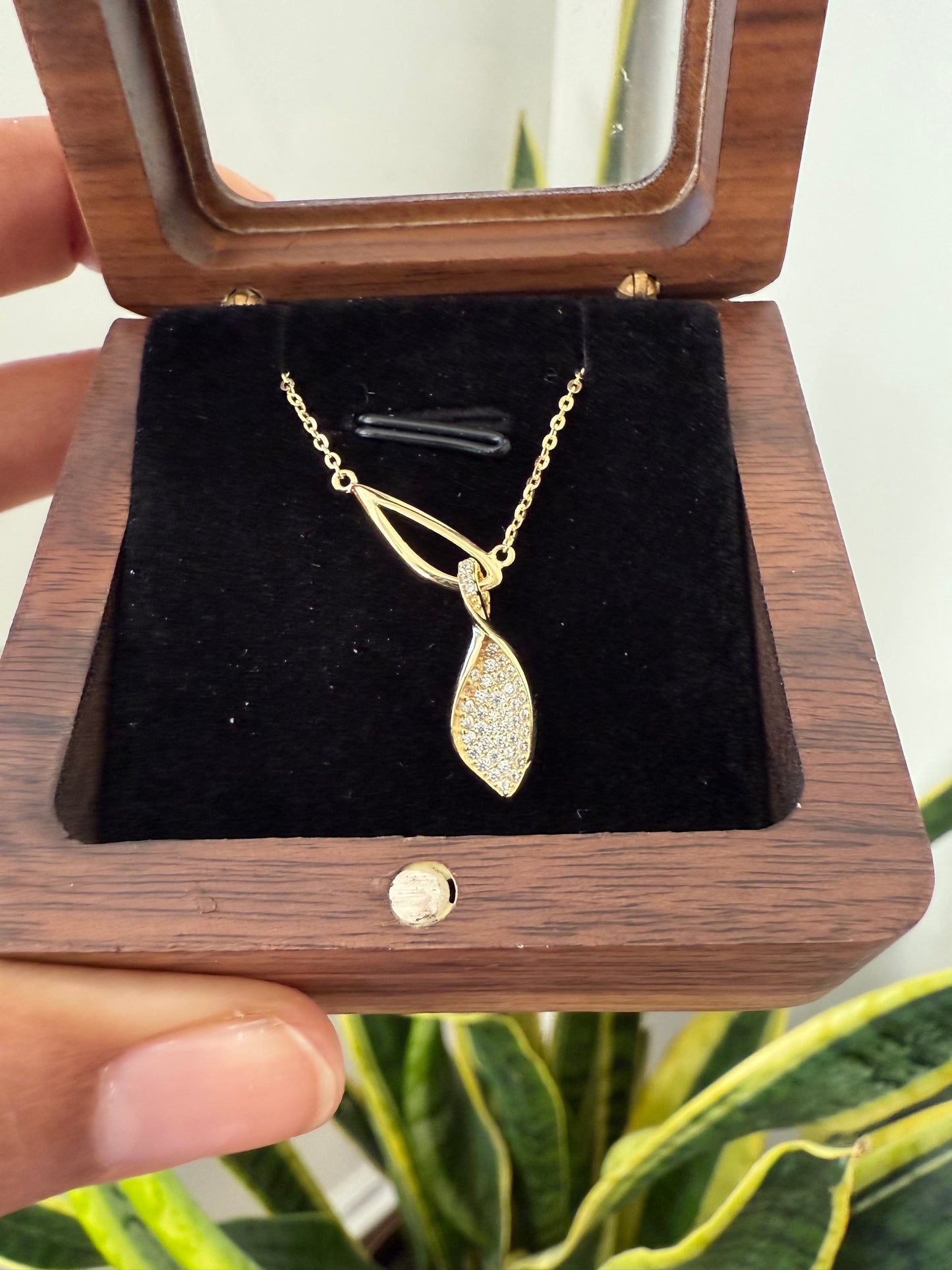Exclusive Entangled in Love Diamond Studded Leaf Pendant with Chain