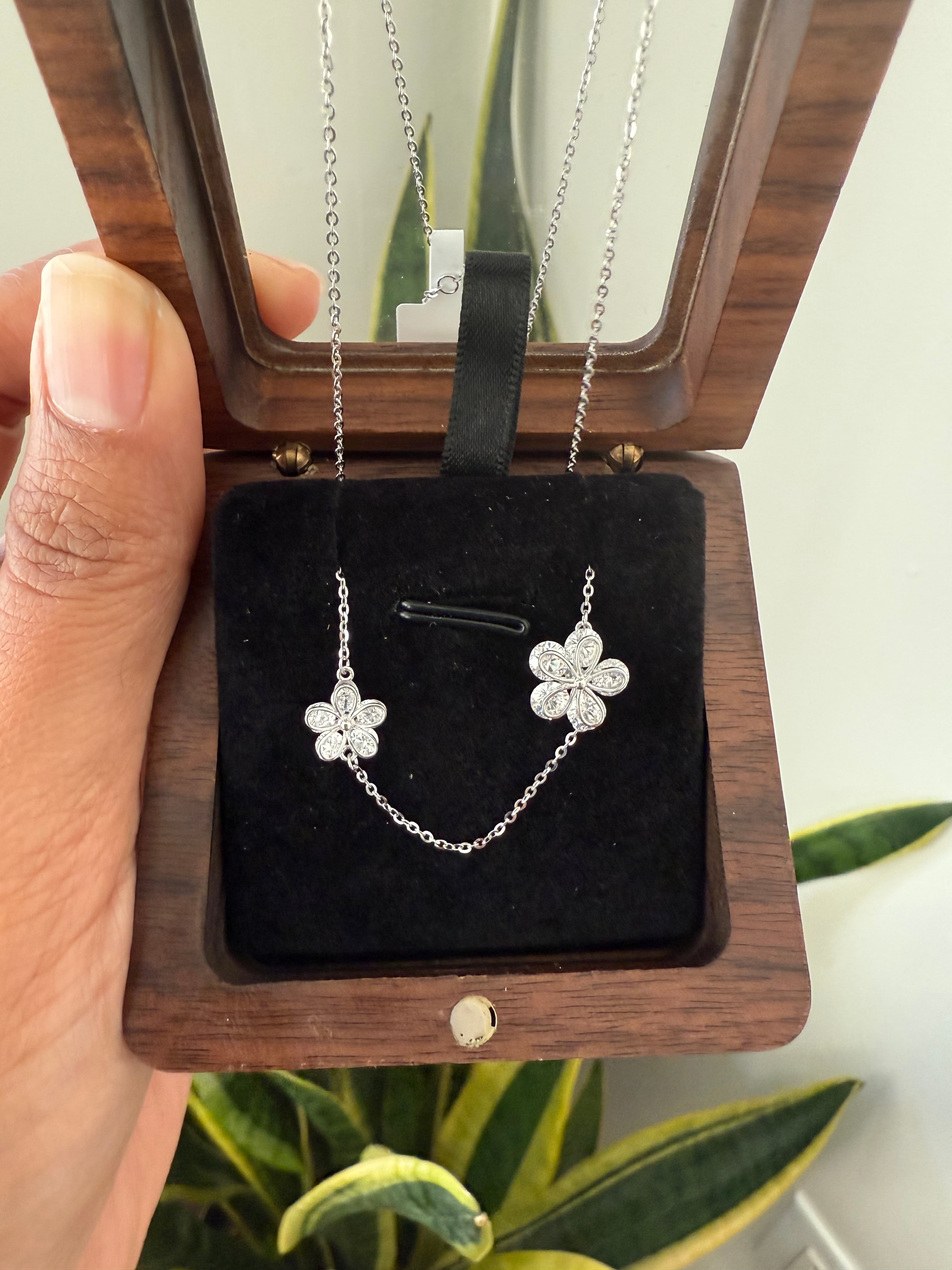 NIRA Spaced Flowers Necklace on pure 925 Silver