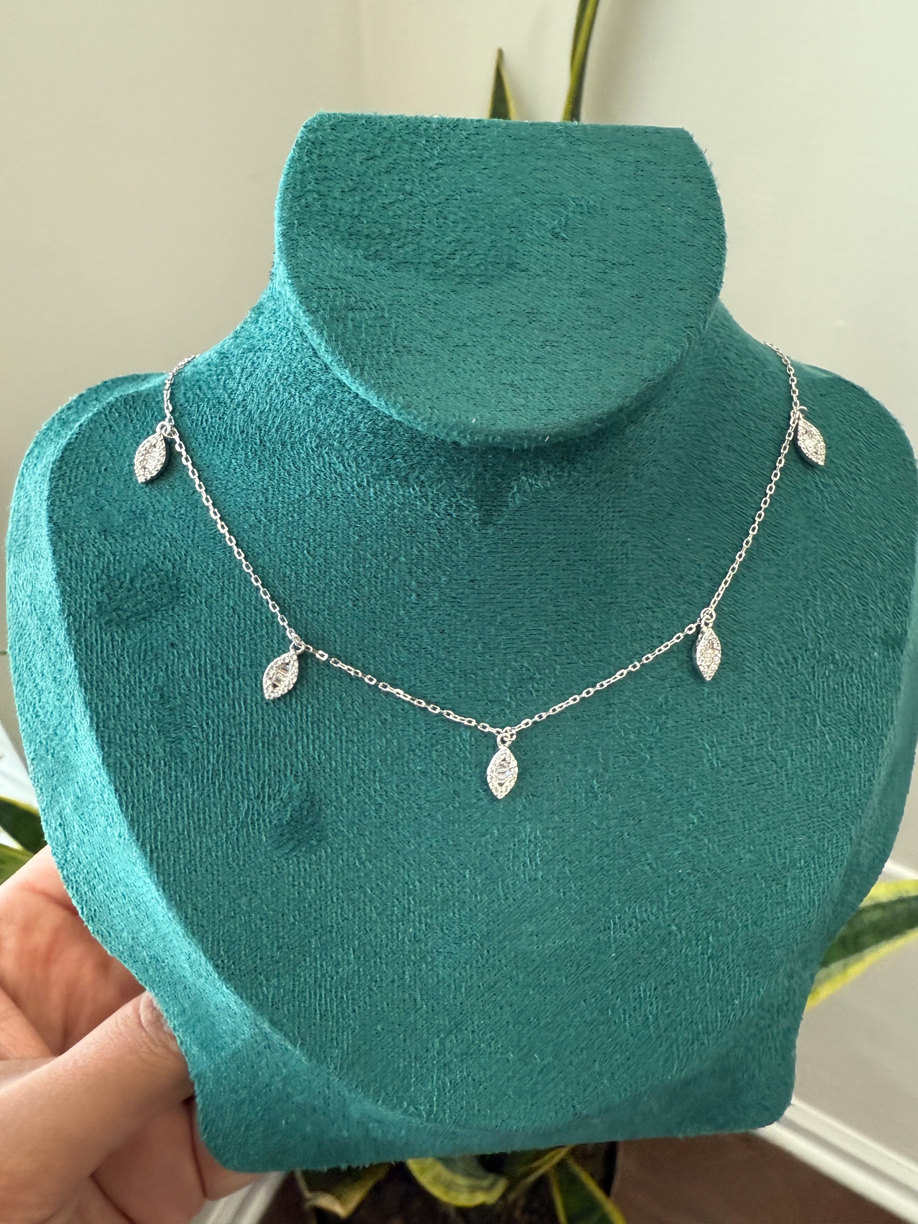 Charms Leaf Necklace on Pure 925 Silver