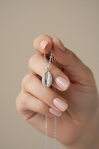 Pure 925 Silver Oyster Love Diamond Studded Pendant with Chain