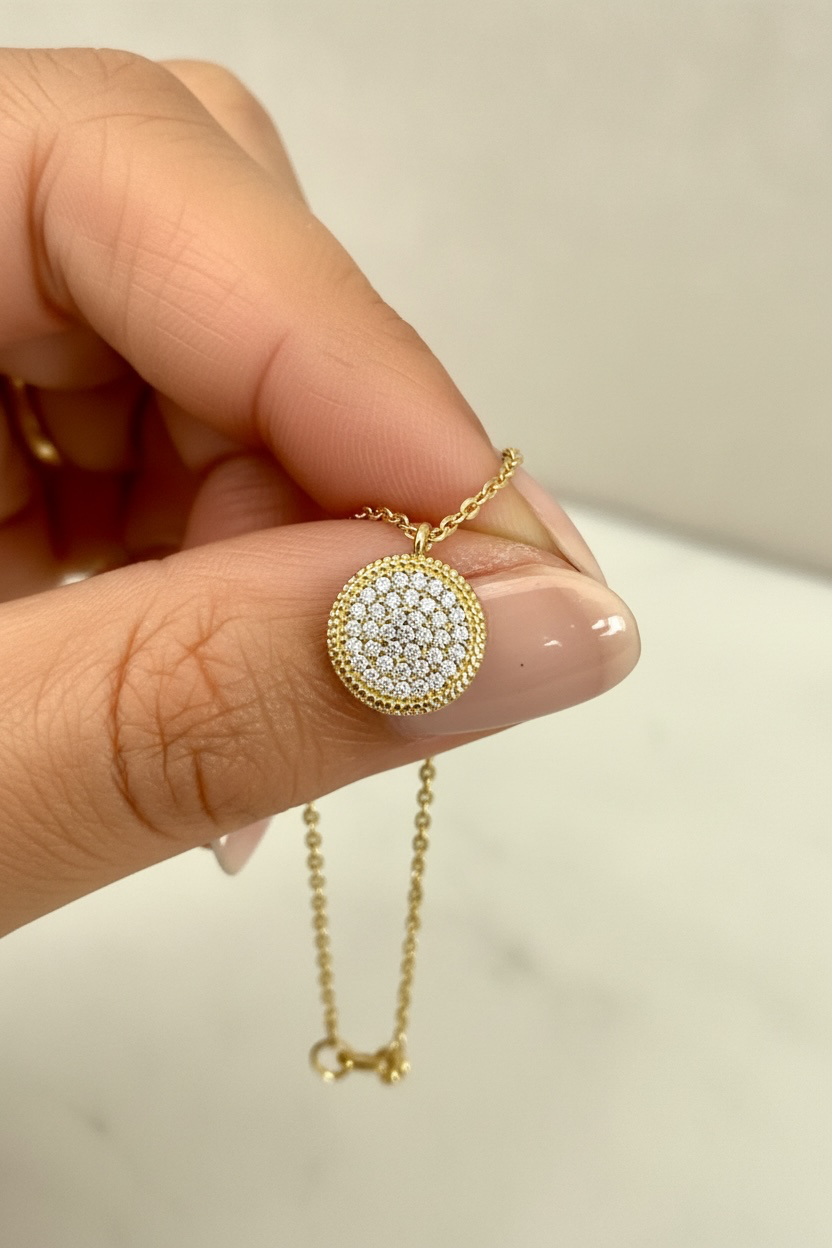 18k Gold finish Liva Pendant with Chain on Pure 925 Silver