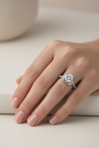 BRIO Solitaire Ring on pure 925 Silver